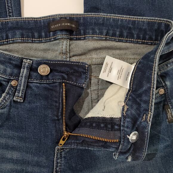 Silver Women's Tuesday Slim Boot Distressed Jeans Size 28 Low Rise Medium Wash - Picture 8 of 12